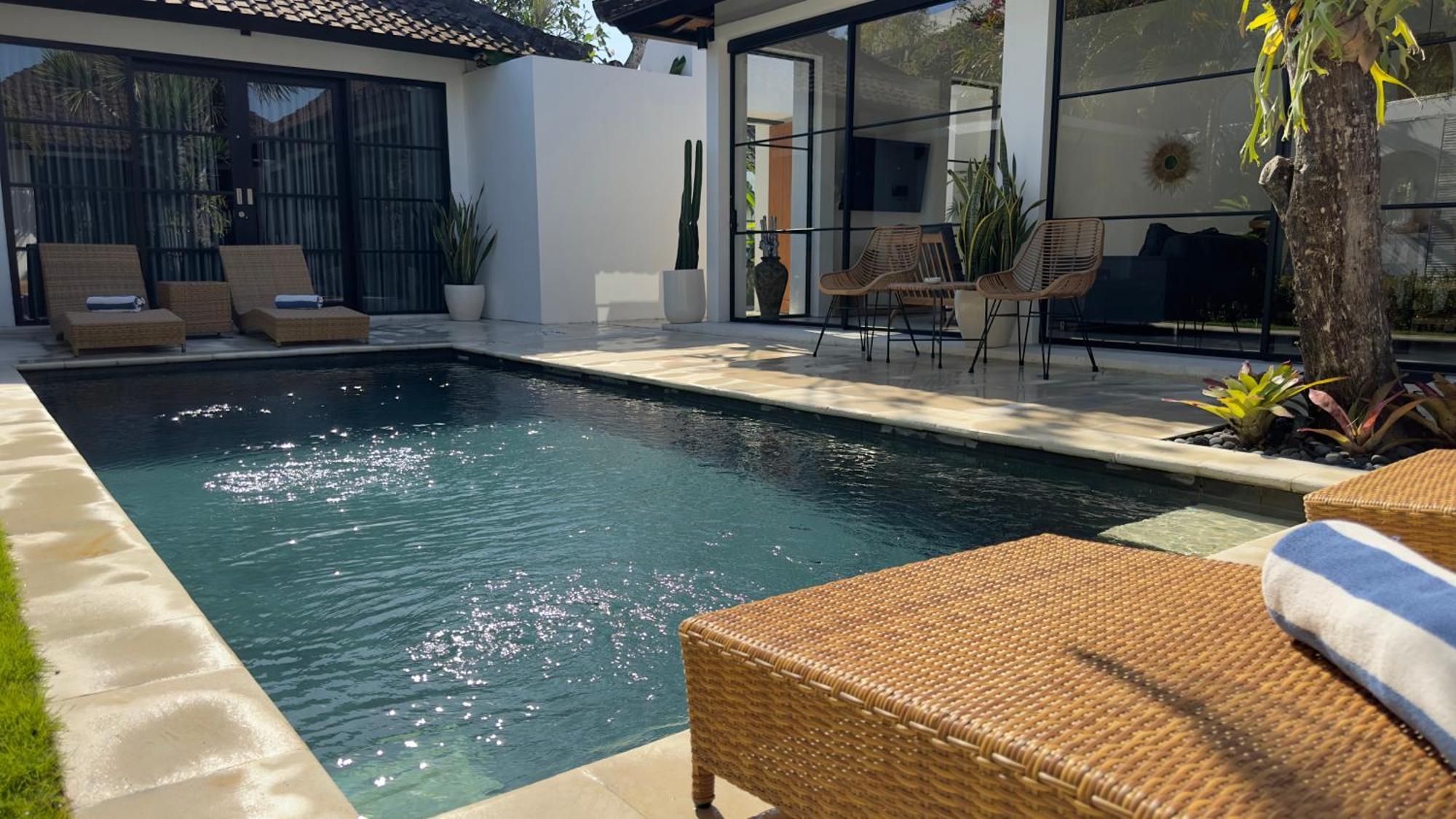 The Kon'S Villa Bali Seminyak Exterior photo